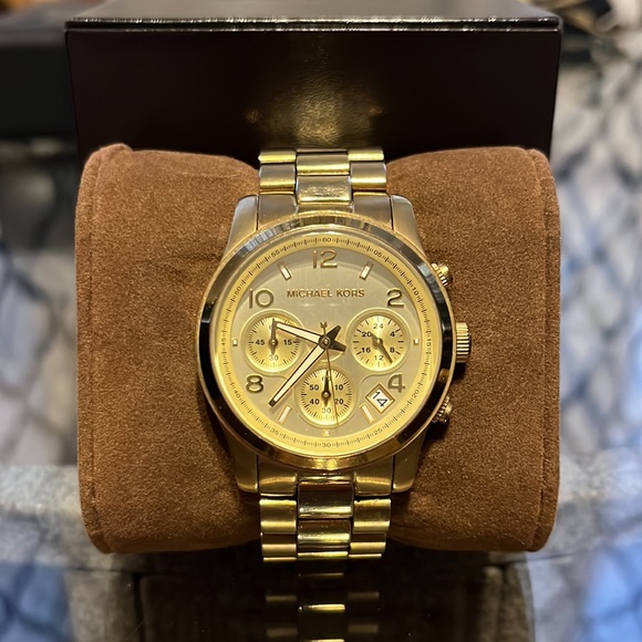 MICHAEL KORS GOLD CHRONOGRAPH WATCH UNISEX - Picture 1 of 11
